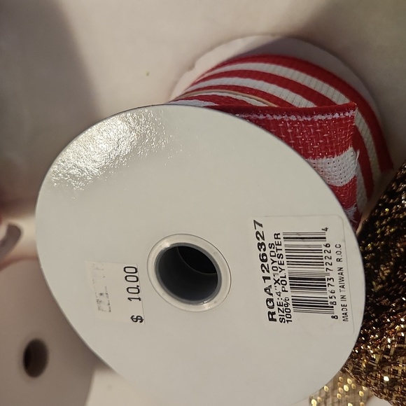 Christmas Ribbons - Picture 9 of 17